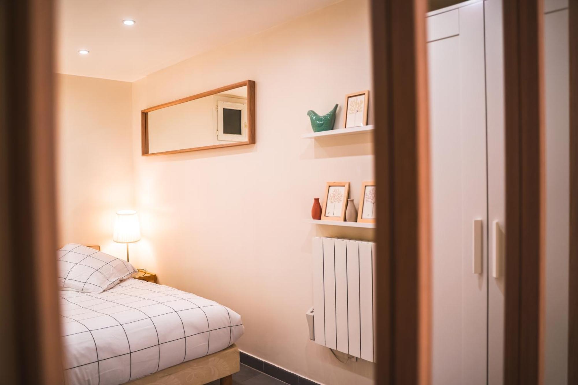 Charming Souplex In Paris Apartment ภายนอก รูปภาพ